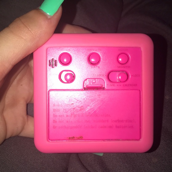 Alarm clock - Picture 3 of 3